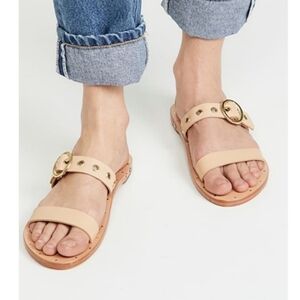 New Beek Maleo Sandels in Sand